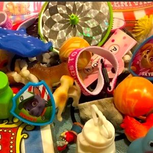 Party Piñata, Easter 175+ pieces Treasure Hunt Fish pond Toys NEW reward prizes